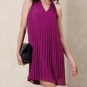 Elegant Burgundy Pleated Dress